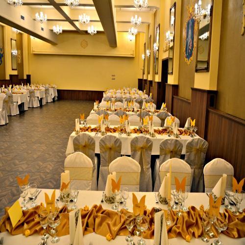 Hotel Slovan Lučenec المظهر الخارجي الصورة