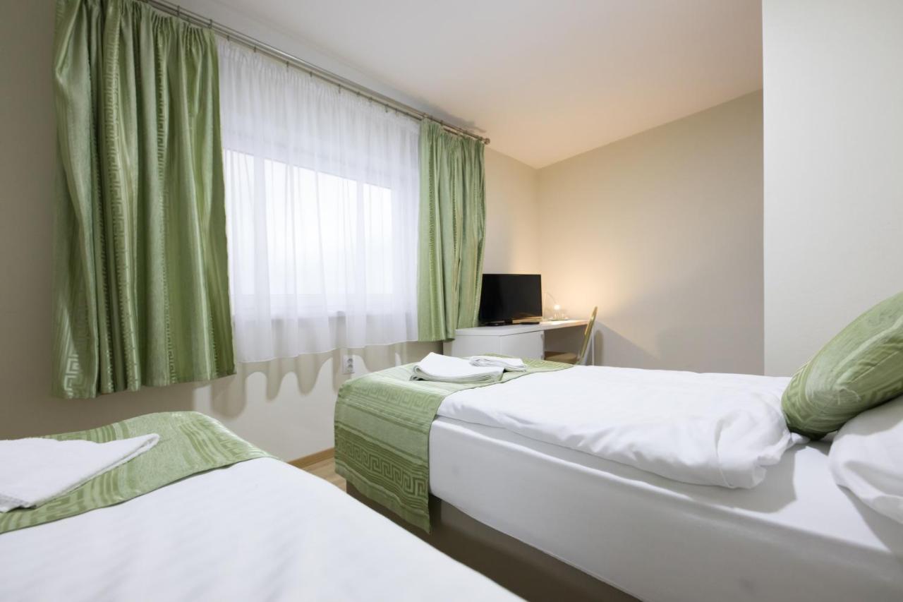 Hotel Slovan Lučenec المظهر الخارجي الصورة